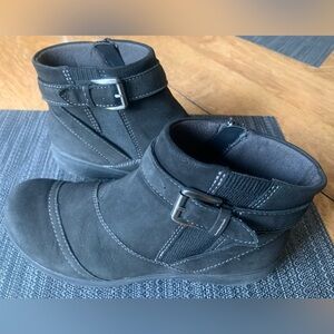 Booties-Clarks Womens Carleigh Dalia, Black Nubuck, very comfortable!